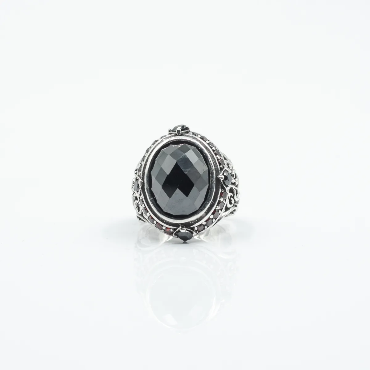 Inel oval broderie gotica cz Argint
