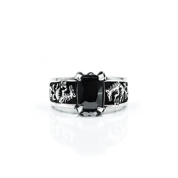 Inel gotic lup c.z.negru Argint