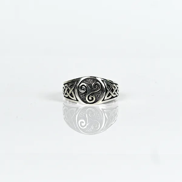 Inel Triskelion noduri celtice Argint