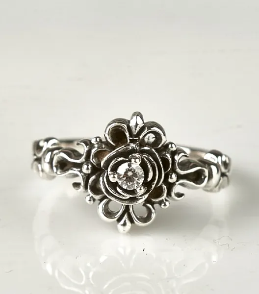 Inel gotic trandafir white Argint