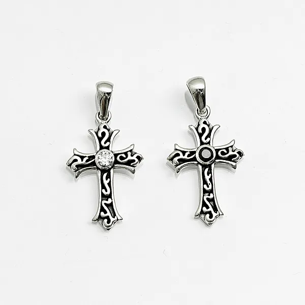 Pandantiv cruce gotica broderie s Argint