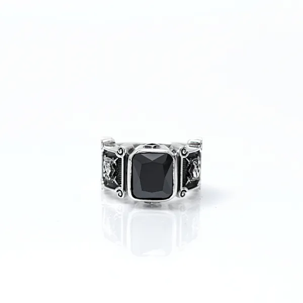 Inel gotic cavaler zirconiu negru Argint