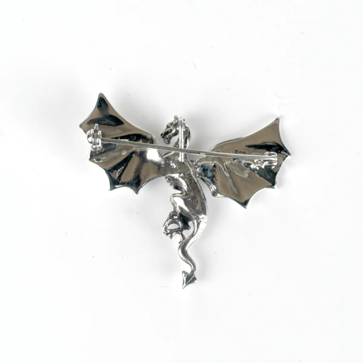 Brosa simpla dragon zburand s Argint