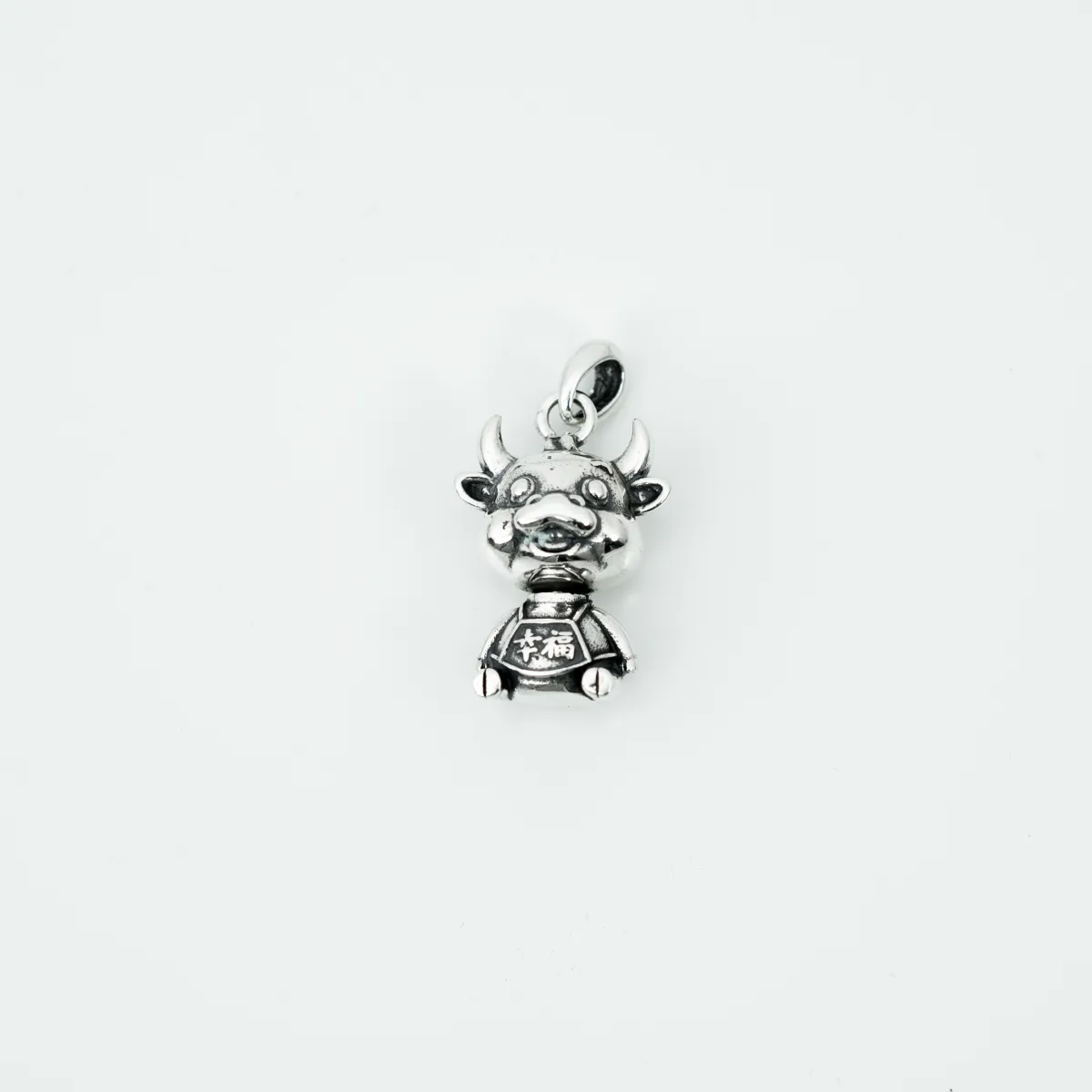 Pandantiv vacuta vesela Argint