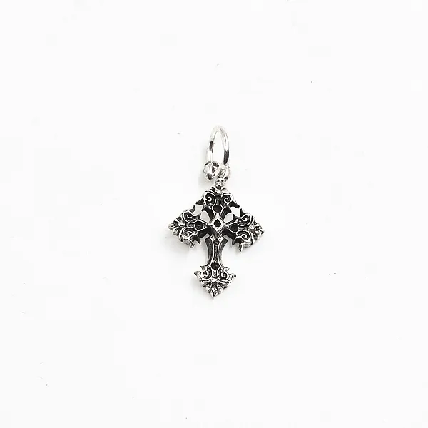 Pandantiv cruciulita gotica xs Argint