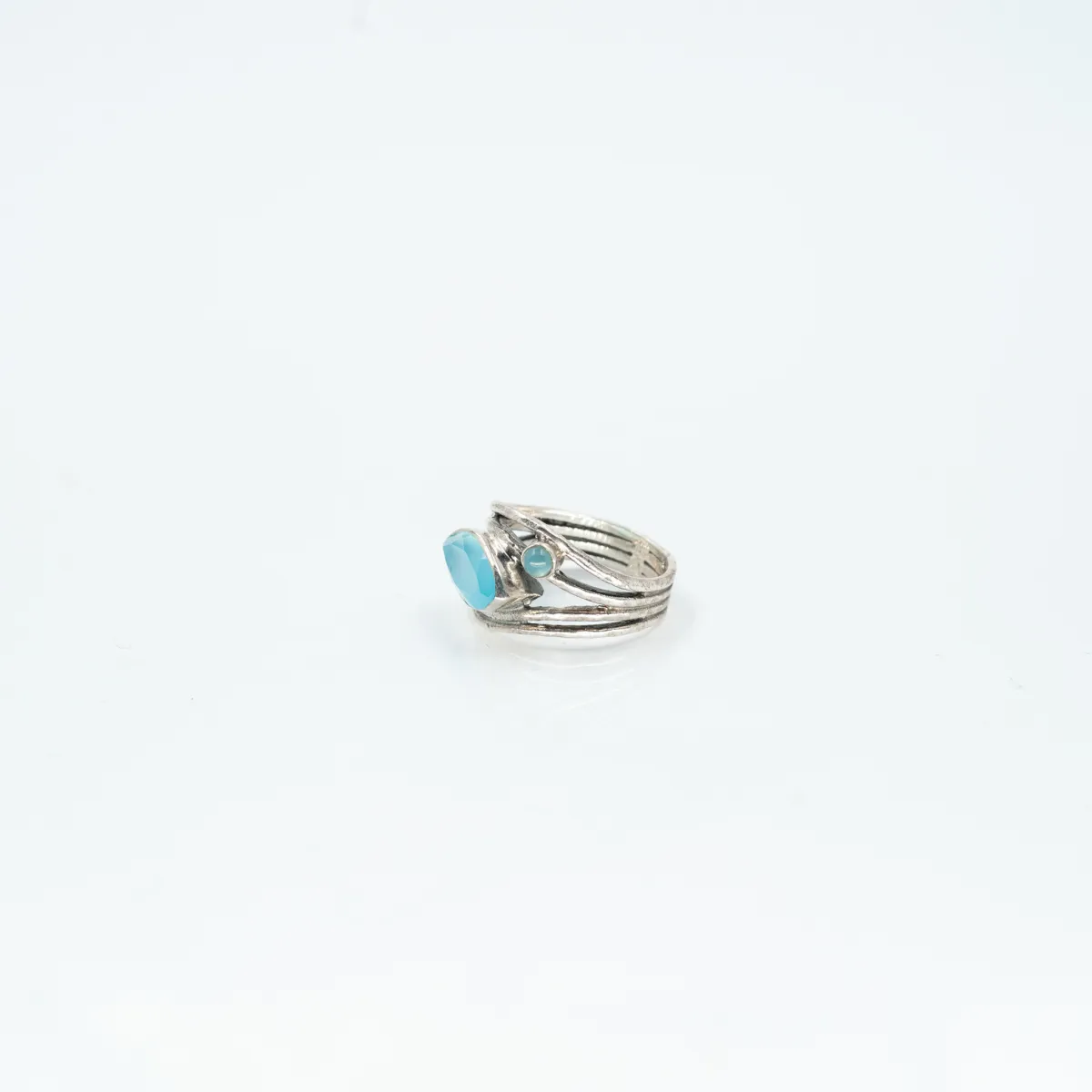 Inel oval ascutit sarma calcedonie-bleu Argint