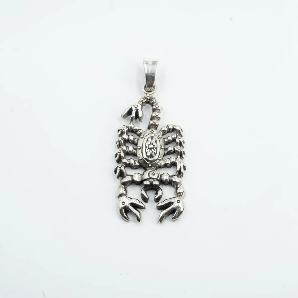 Pandantiv lung Scorpion floare Argint