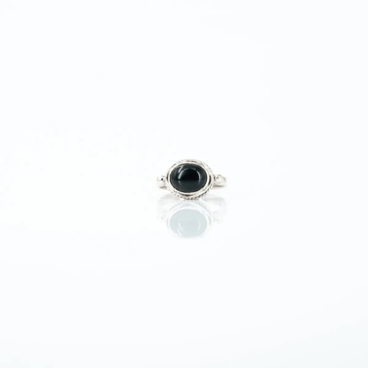 Inel oval val onix Argint