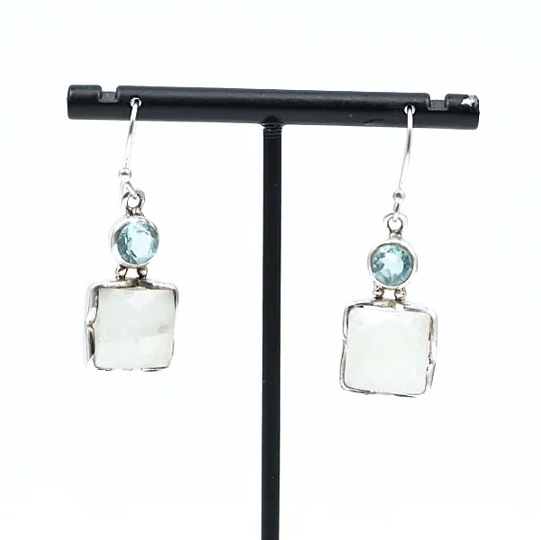 Cercei patrati piatra lunii topaz.bleu Argint